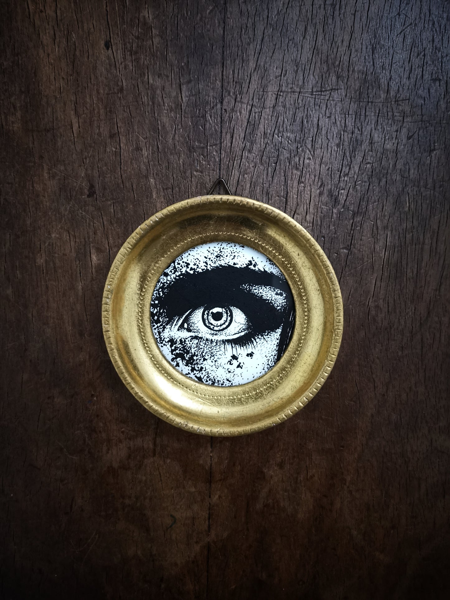 Supersticious Eye